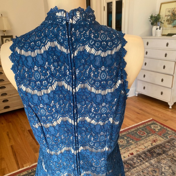 Trixxi Clothing Company Beautiful Teal Lace Cocktail Dress - Size S - Picture 11 of 14